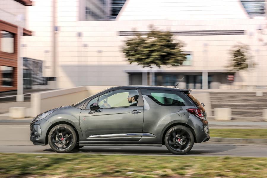  DS 3 Performance Line 2016 года  (фото 13 из 25)